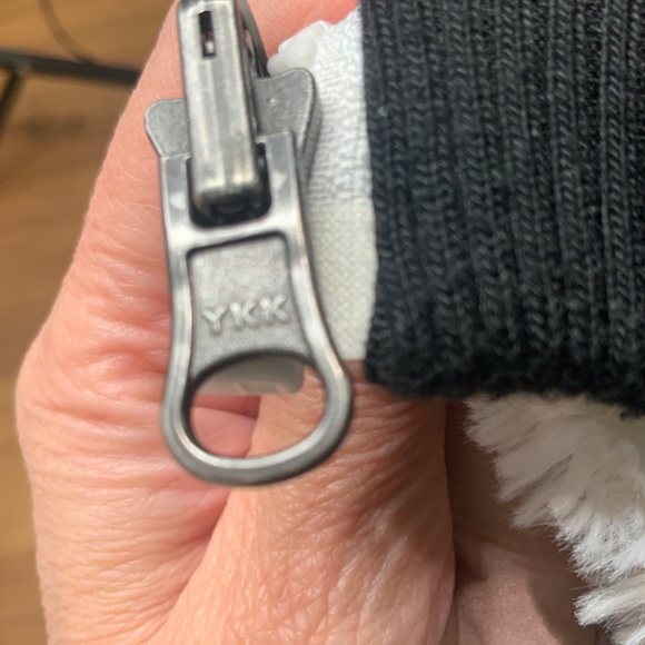 Dusky Rose Bomber Jacket - Picture 7 of 7